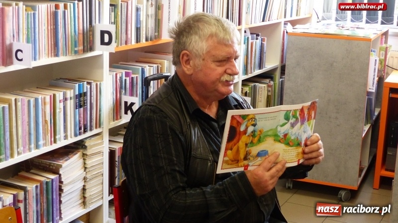 Zdjęcie w galerii na portalu naszraciborz.pl: Wiesław Drabik pierwszym gościem Wielkiej ligi młodych czytelników wiadomości z regionu