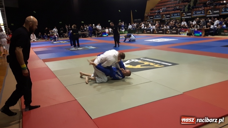 Zdjęcie w galerii na portalu naszraciborz.pl: Zawodnicy Sparty Kuźnia Raciborska z medalami Pucharu Polski wiadomości z regionu