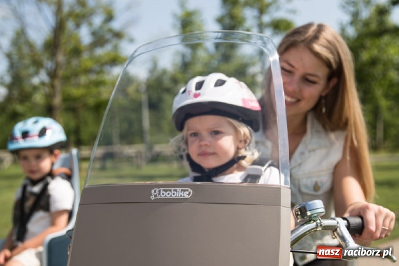 Zdjęcie w galerii na portalu naszraciborz.pl: Przyczepka rowerowa dla dzieci. Czym kierować się przy wyborze? wiadomości z regionu