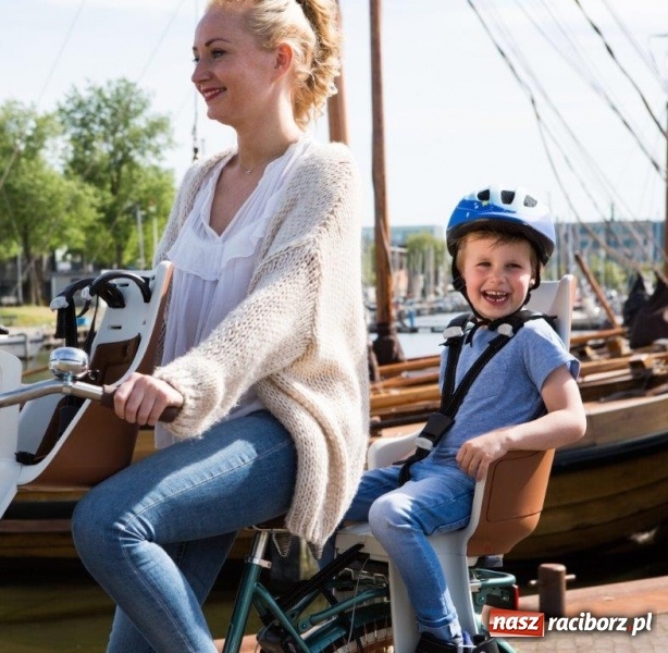 Zdjęcie w galerii na portalu naszraciborz.pl: Przyczepka rowerowa dla dzieci. Czym kierować się przy wyborze? wiadomości z regionu