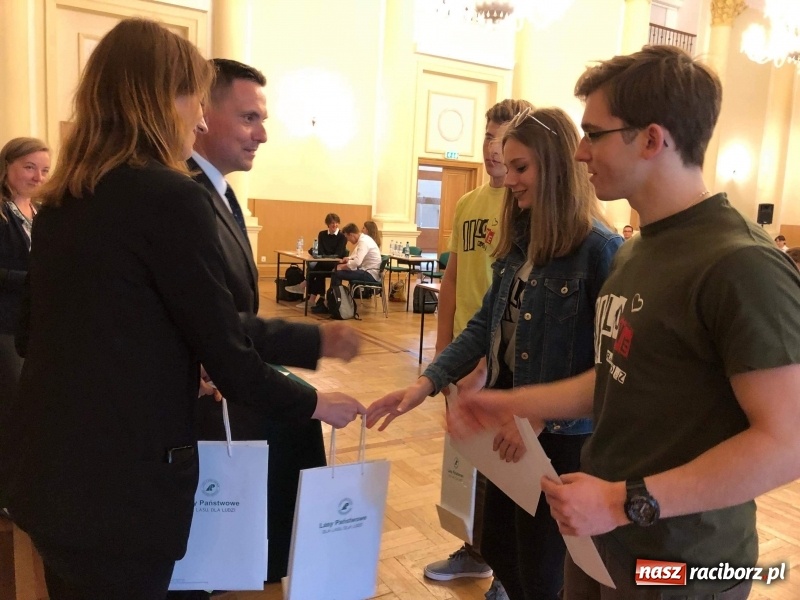 Zdjęcie w galerii na portalu naszraciborz.pl: Uczniowie II LO najlepsi w Polsce wiadomości z regionu