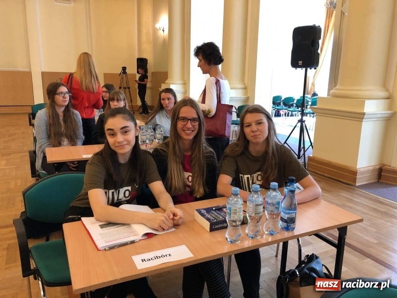 Zdjęcie w galerii na portalu naszraciborz.pl: Uczniowie II LO najlepsi w Polsce wiadomości z regionu