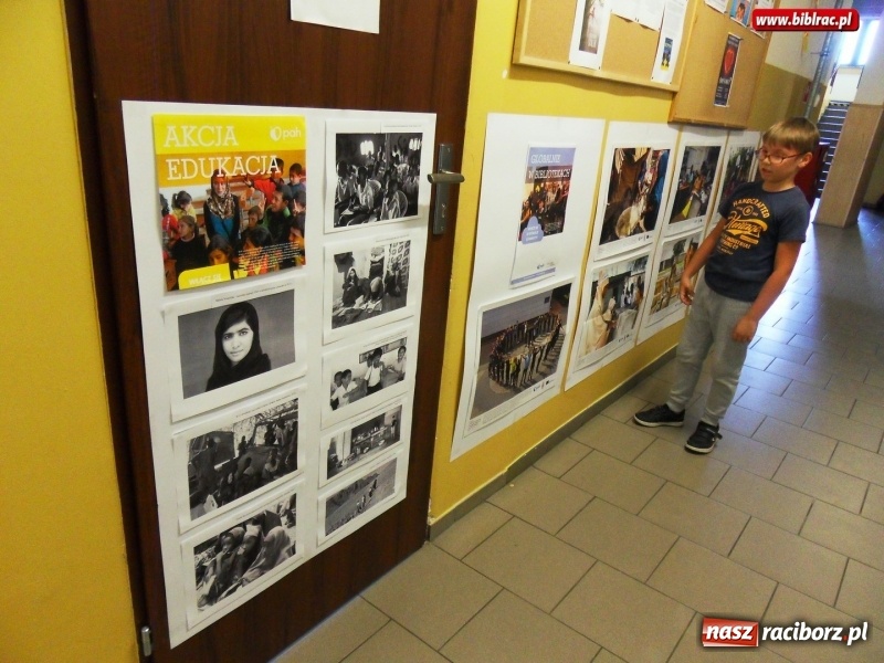 Zdjęcie w galerii na portalu naszraciborz.pl: Program edukacyjny Globalnie w bibliotekach dotarł do Raciborza wiadomości z regionu