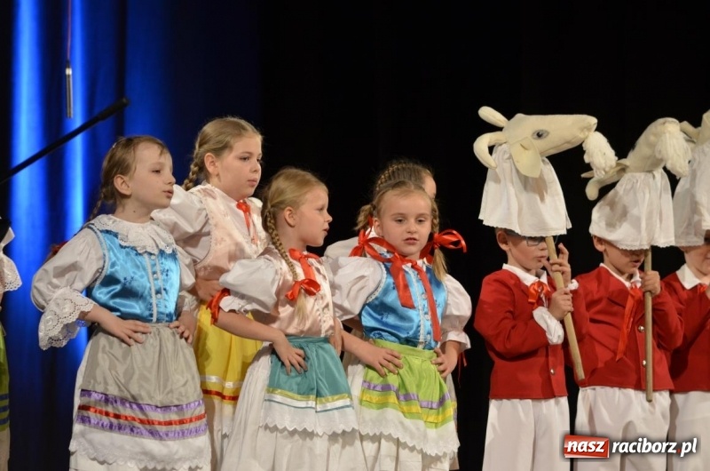Zdjęcie w galerii na portalu naszraciborz.pl: Zespołowy Dzień Rodziny w ZPiT Strzecha wiadomości z regionu