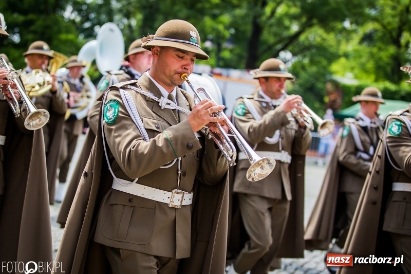 Zdjęcie w galerii na portalu naszraciborz.pl: 20 maja święto Straży Granicznej na raciborskim zamku wiadomości z regionu