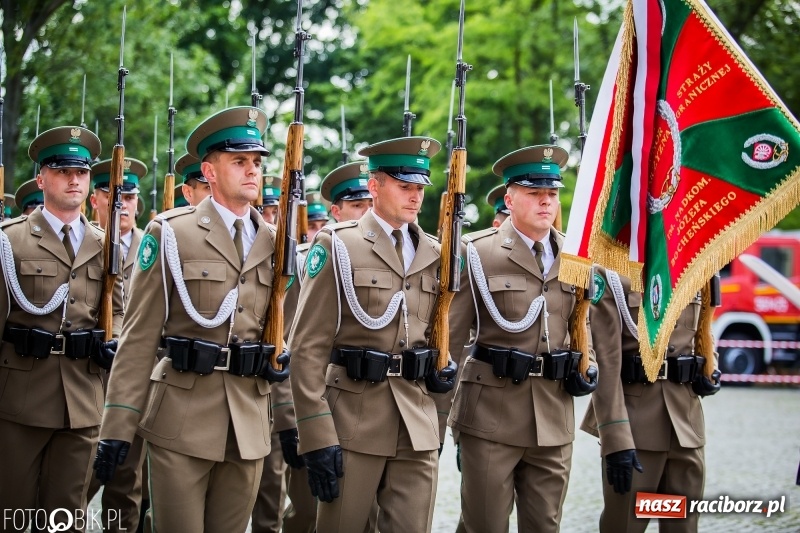 Zdjęcie w galerii na portalu naszraciborz.pl: 20 maja święto Straży Granicznej na raciborskim zamku wiadomości z regionu
