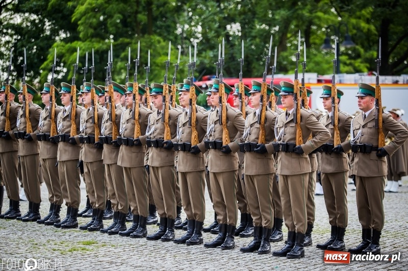 Zdjęcie w galerii na portalu naszraciborz.pl: 20 maja święto Straży Granicznej na raciborskim zamku wiadomości z regionu