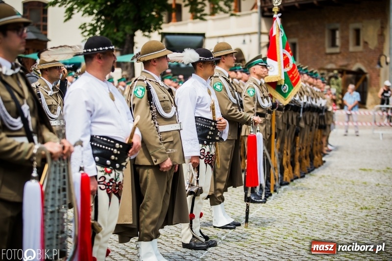 Zdjęcie w galerii na portalu naszraciborz.pl: 20 maja święto Straży Granicznej na raciborskim zamku wiadomości z regionu