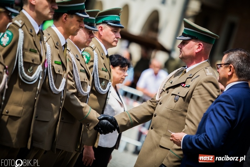 Zdjęcie w galerii na portalu naszraciborz.pl: 20 maja święto Straży Granicznej na raciborskim zamku wiadomości z regionu