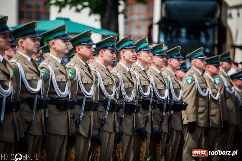 Zdjęcie w galerii na portalu naszraciborz.pl: 20 maja święto Straży Granicznej na raciborskim zamku wiadomości z regionu