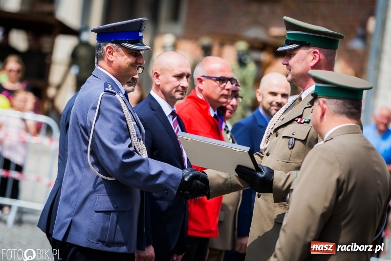 Zdjęcie w galerii na portalu naszraciborz.pl: 20 maja święto Straży Granicznej na raciborskim zamku wiadomości z regionu