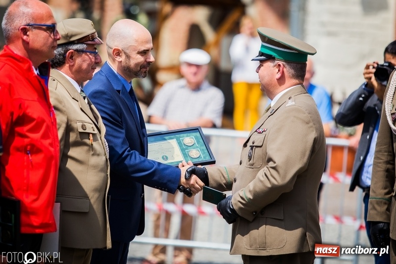 Zdjęcie w galerii na portalu naszraciborz.pl: 20 maja święto Straży Granicznej na raciborskim zamku wiadomości z regionu