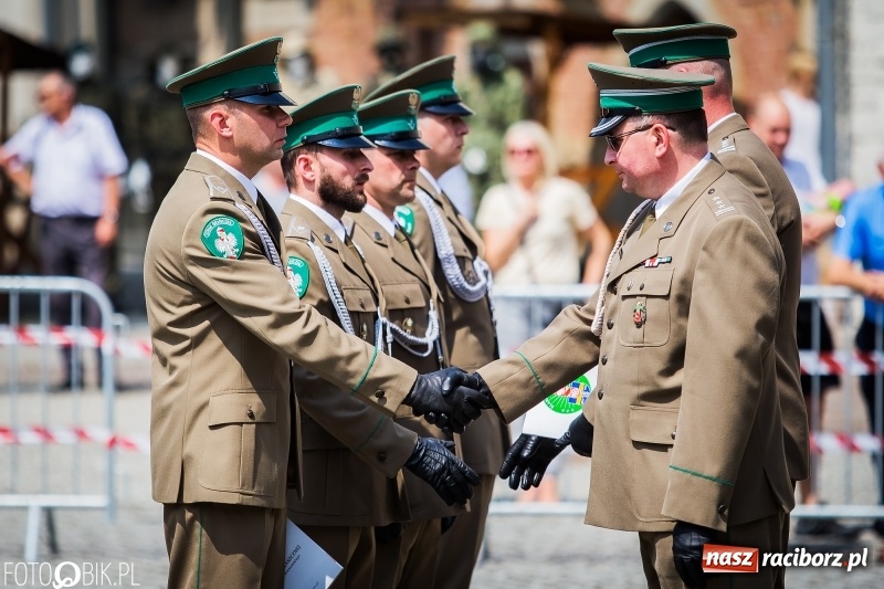 Zdjęcie w galerii na portalu naszraciborz.pl: 20 maja święto Straży Granicznej na raciborskim zamku wiadomości z regionu