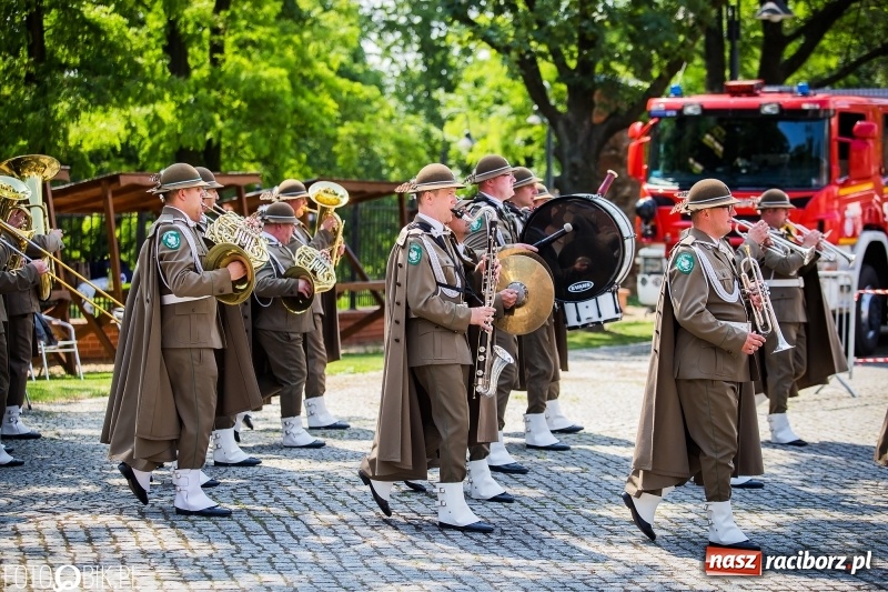 Zdjęcie w galerii na portalu naszraciborz.pl: 20 maja święto Straży Granicznej na raciborskim zamku wiadomości z regionu