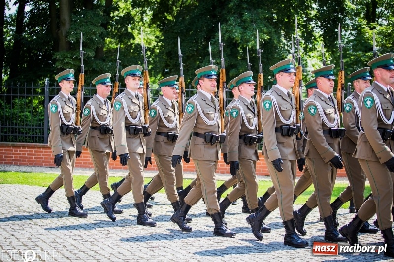 Zdjęcie w galerii na portalu naszraciborz.pl: 20 maja święto Straży Granicznej na raciborskim zamku wiadomości z regionu