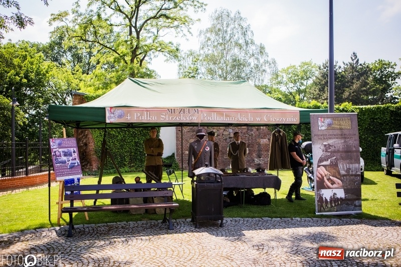 Zdjęcie w galerii na portalu naszraciborz.pl: 20 maja święto Straży Granicznej na raciborskim zamku wiadomości z regionu