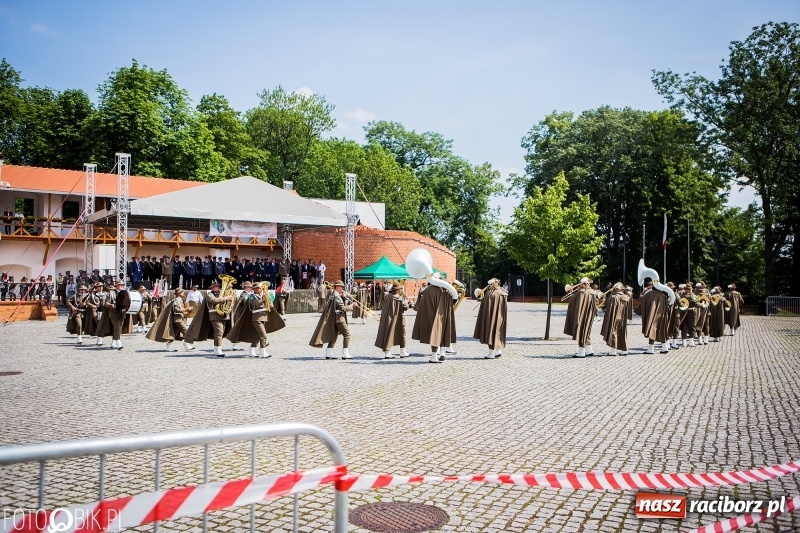 Zdjęcie w galerii na portalu naszraciborz.pl: 20 maja święto Straży Granicznej na raciborskim zamku wiadomości z regionu