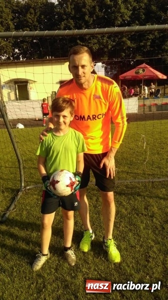 Zdjęcie w galerii na portalu naszraciborz.pl: Michal Peškovič gościł na treningu żaków Tworkowa wiadomości z regionu