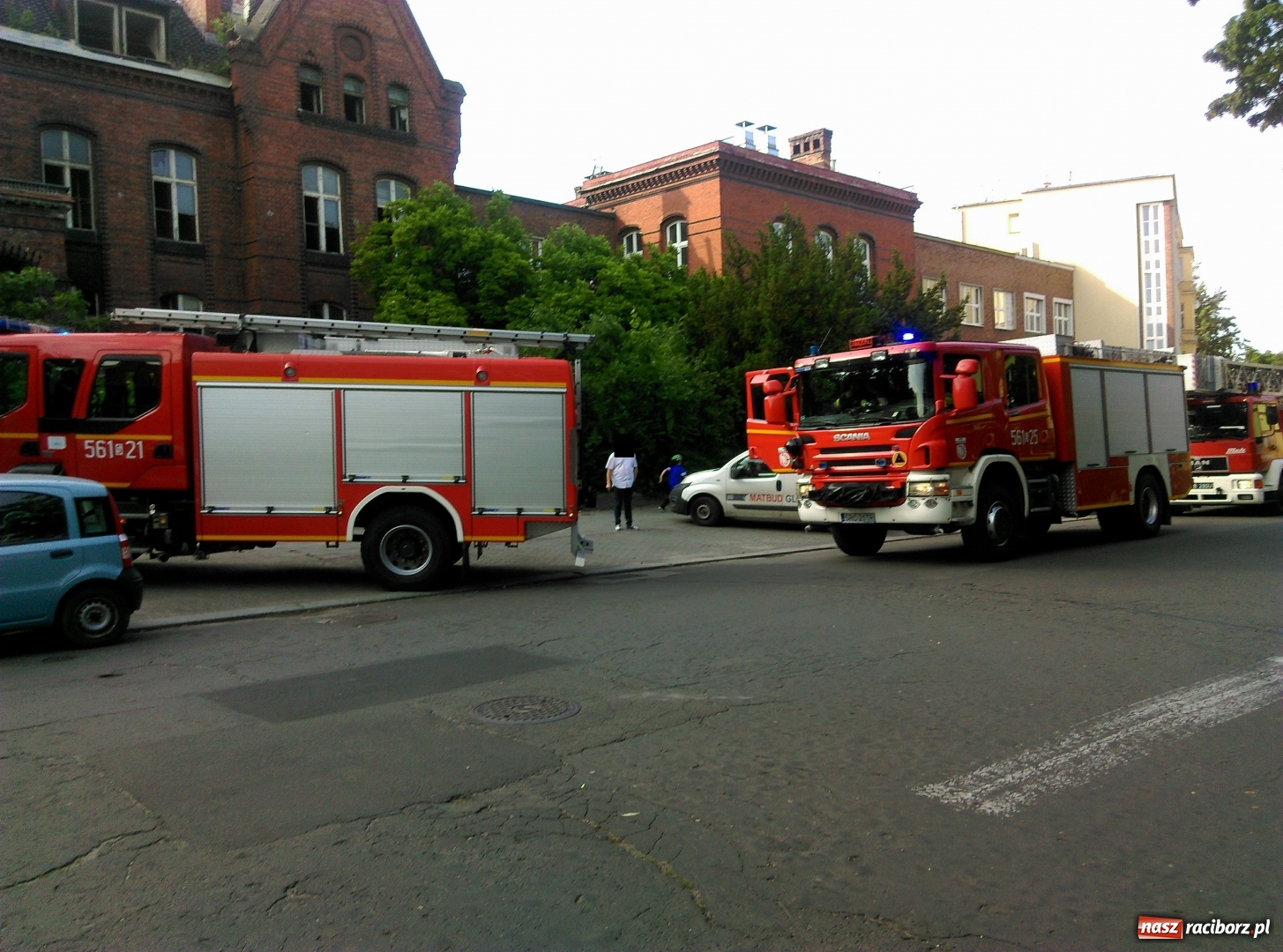 Zdjęcie w galerii na portalu naszraciborz.pl: Strażacy wsparli ratowników medycznych. Powodem brak wolnych karetek  wiadomości z regionu