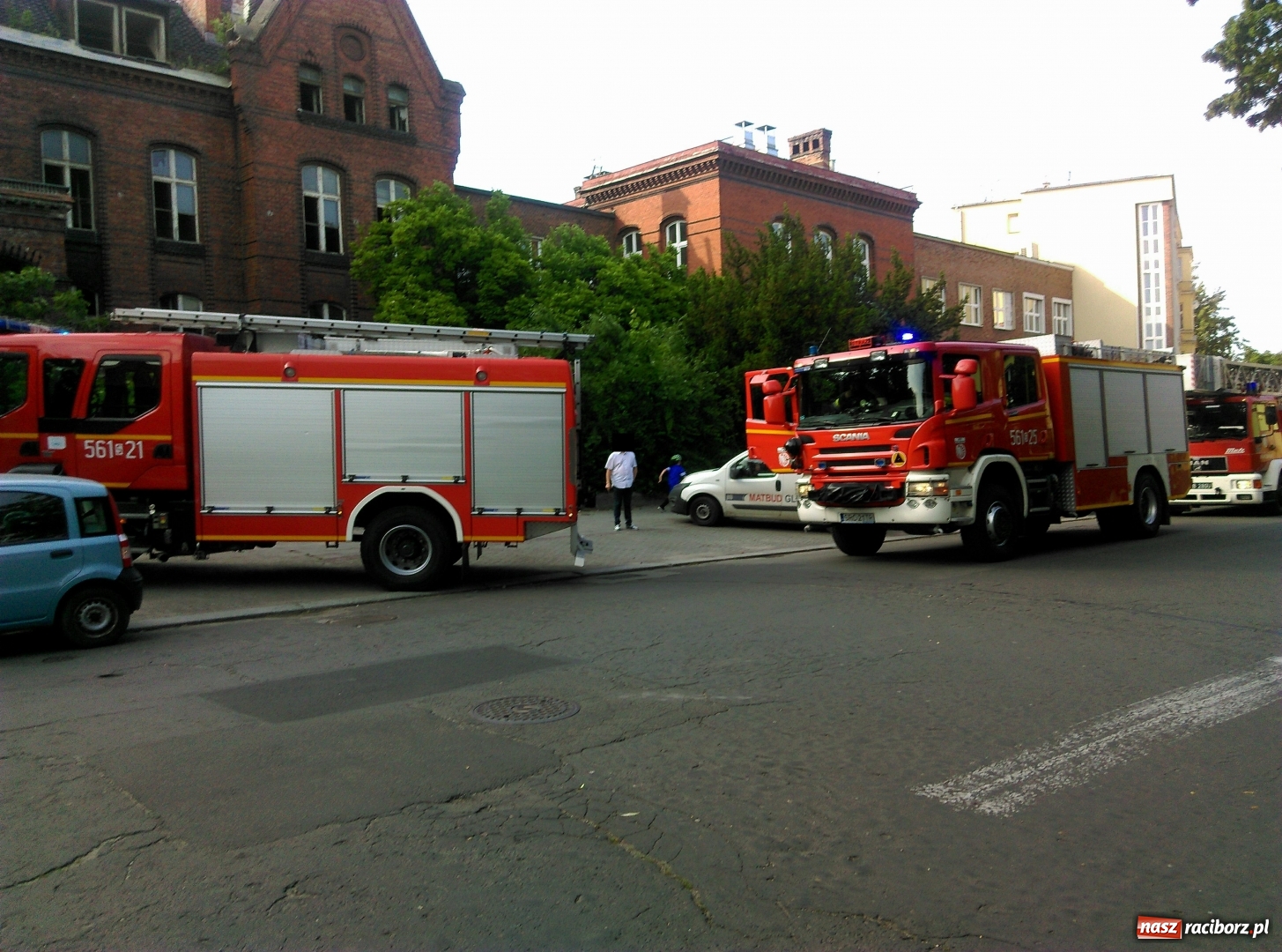 Zdjęcie w galerii na portalu naszraciborz.pl: Strażacy wsparli ratowników medycznych. Powodem brak wolnych karetek  wiadomości z regionu