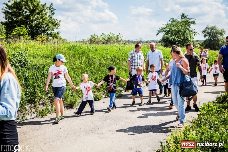 Zdjęcie w galerii na portalu naszraciborz.pl: I Bieg Małego Polaka, czyli raciborski tor przeszkód dla dzieci wiadomości z regionu