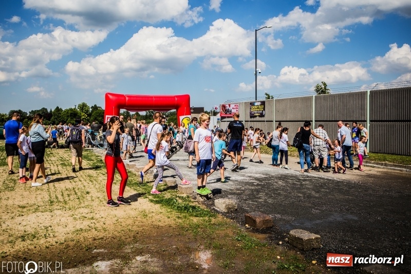 Zdjęcie w galerii na portalu naszraciborz.pl: I Bieg Małego Polaka, czyli raciborski tor przeszkód dla dzieci wiadomości z regionu