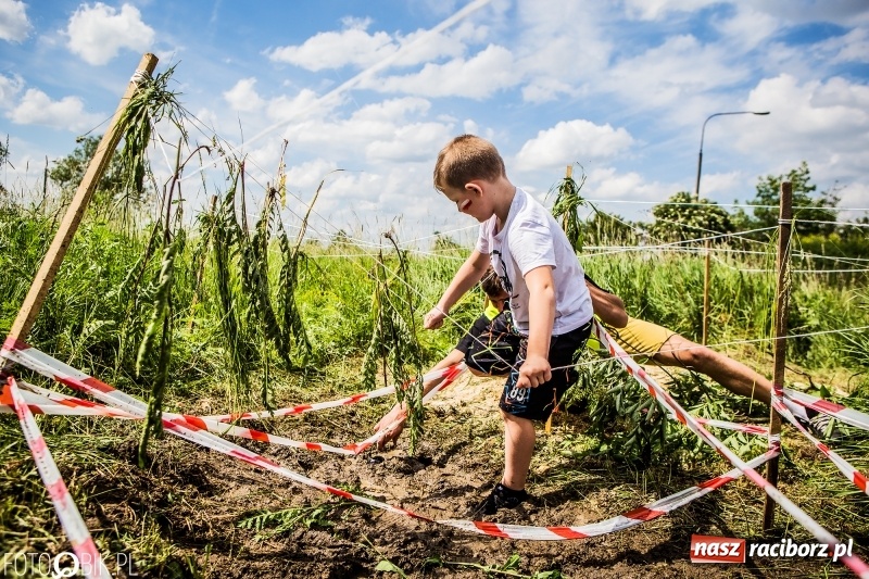 Zdjęcie w galerii na portalu naszraciborz.pl: I Bieg Małego Polaka, czyli raciborski tor przeszkód dla dzieci wiadomości z regionu