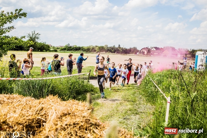 Zdjęcie w galerii na portalu naszraciborz.pl: I Bieg Małego Polaka, czyli raciborski tor przeszkód dla dzieci wiadomości z regionu