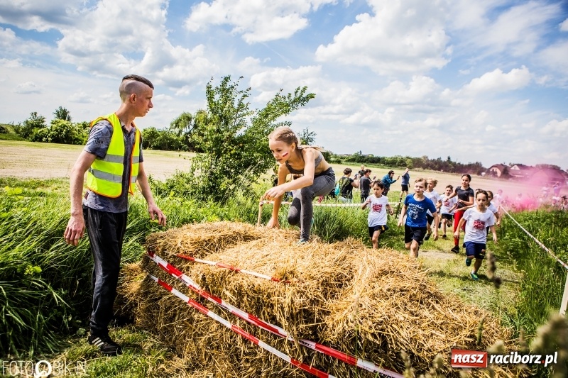 Zdjęcie w galerii na portalu naszraciborz.pl: I Bieg Małego Polaka, czyli raciborski tor przeszkód dla dzieci wiadomości z regionu