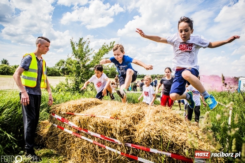 Zdjęcie w galerii na portalu naszraciborz.pl: I Bieg Małego Polaka, czyli raciborski tor przeszkód dla dzieci wiadomości z regionu