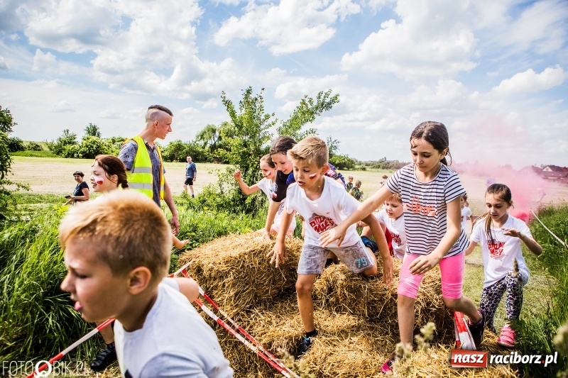 Zdjęcie w galerii na portalu naszraciborz.pl: I Bieg Małego Polaka, czyli raciborski tor przeszkód dla dzieci wiadomości z regionu