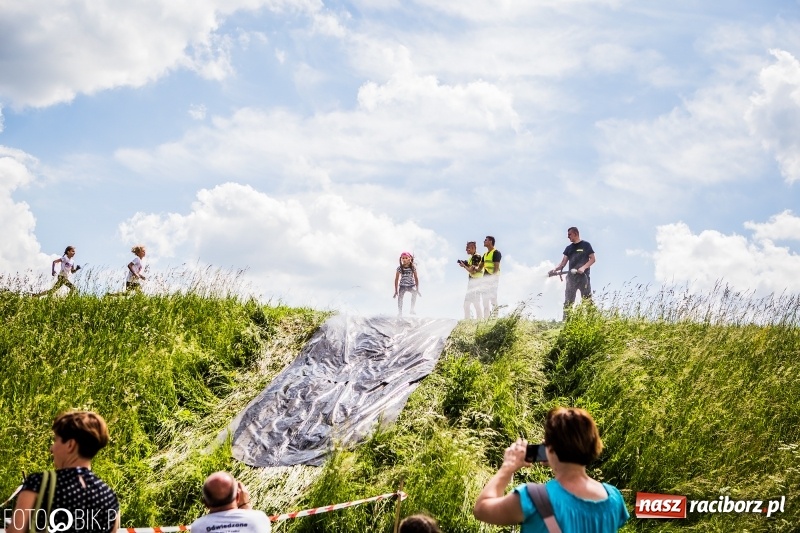 Zdjęcie w galerii na portalu naszraciborz.pl: I Bieg Małego Polaka, czyli raciborski tor przeszkód dla dzieci wiadomości z regionu