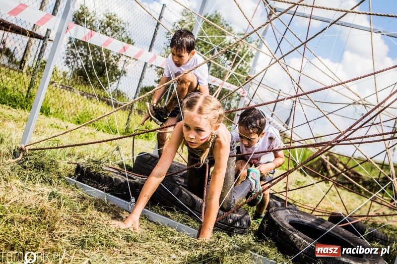 Zdjęcie w galerii na portalu naszraciborz.pl: I Bieg Małego Polaka, czyli raciborski tor przeszkód dla dzieci wiadomości z regionu