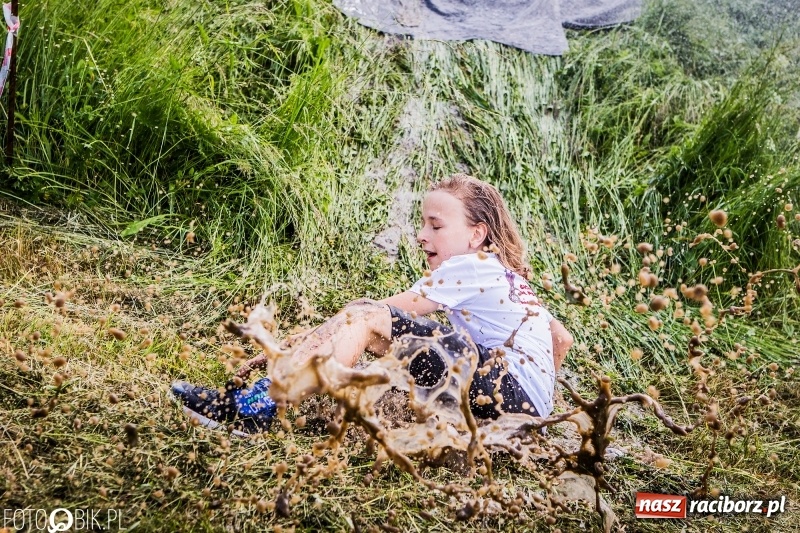 Zdjęcie w galerii na portalu naszraciborz.pl: I Bieg Małego Polaka, czyli raciborski tor przeszkód dla dzieci wiadomości z regionu