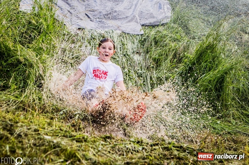 Zdjęcie w galerii na portalu naszraciborz.pl: I Bieg Małego Polaka, czyli raciborski tor przeszkód dla dzieci wiadomości z regionu