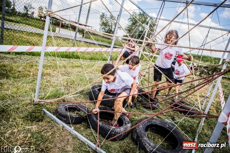Zdjęcie w galerii na portalu naszraciborz.pl: I Bieg Małego Polaka, czyli raciborski tor przeszkód dla dzieci wiadomości z regionu