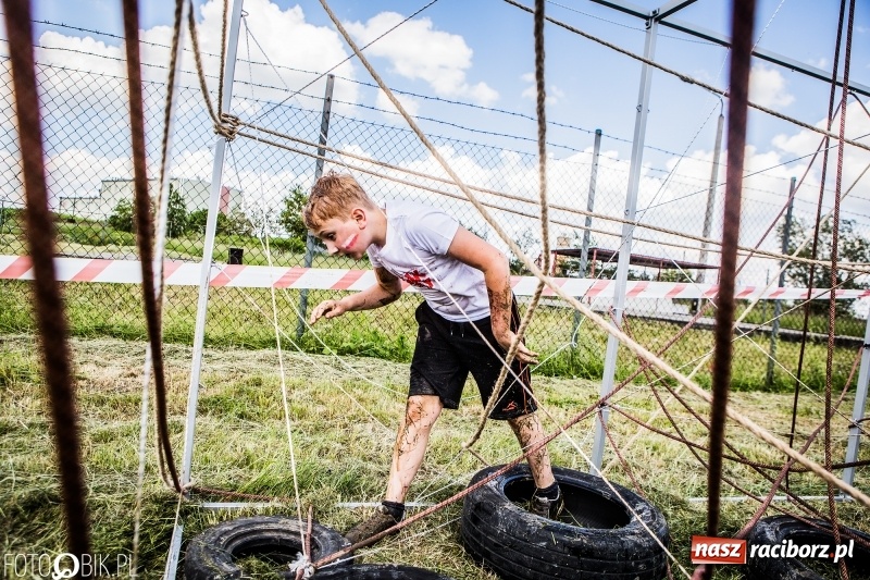 Zdjęcie w galerii na portalu naszraciborz.pl: I Bieg Małego Polaka, czyli raciborski tor przeszkód dla dzieci wiadomości z regionu