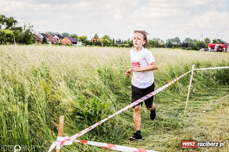 Zdjęcie w galerii na portalu naszraciborz.pl: I Bieg Małego Polaka, czyli raciborski tor przeszkód dla dzieci wiadomości z regionu