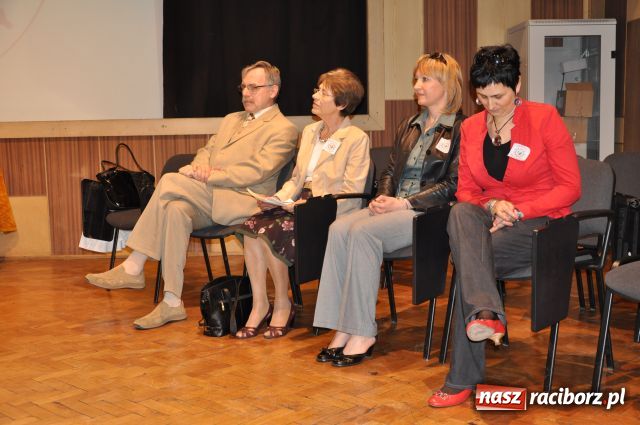 Zdjęcie w galerii na portalu naszraciborz.pl: Asy trzecich klas wyłonione wiadomości z regionu