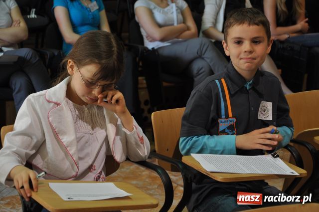 Zdjęcie w galerii na portalu naszraciborz.pl: Asy trzecich klas wyłonione wiadomości z regionu