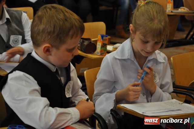 Zdjęcie w galerii na portalu naszraciborz.pl: Asy trzecich klas wyłonione wiadomości z regionu