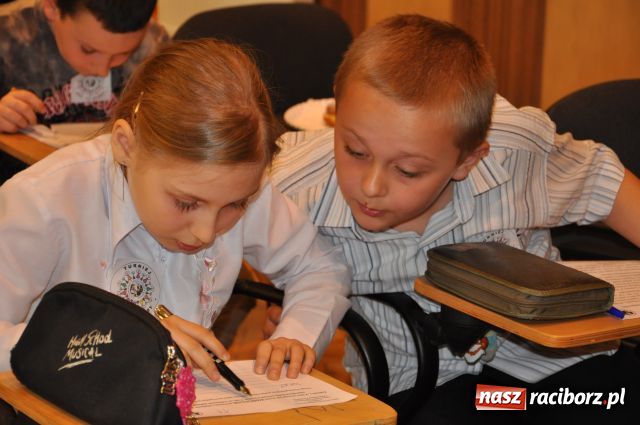 Zdjęcie w galerii na portalu naszraciborz.pl: Asy trzecich klas wyłonione wiadomości z regionu