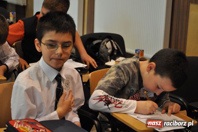 Zdjęcie w galerii na portalu naszraciborz.pl: Asy trzecich klas wyłonione wiadomości z regionu