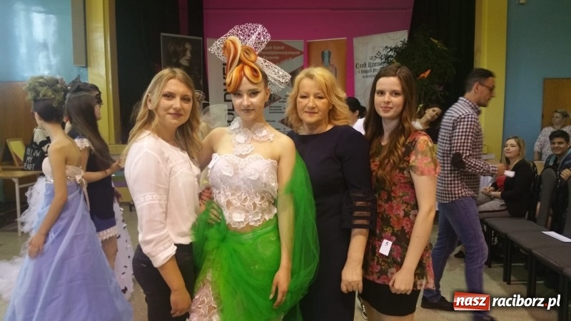 Zdjęcie w galerii na portalu naszraciborz.pl: Sukces fryzjerów z raciborskiego CKZiU nr 1  wiadomości z regionu