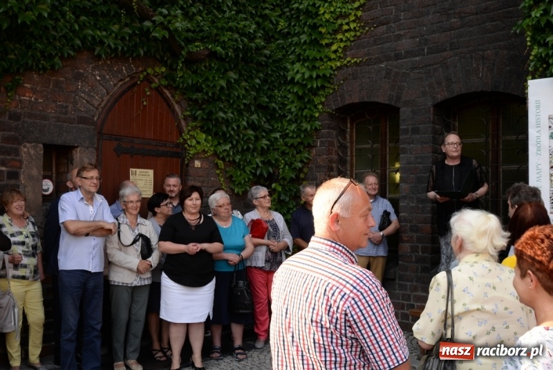 Zdjęcie w galerii na portalu naszraciborz.pl: Obrazy święte i noc w Muzeum  wiadomości z regionu