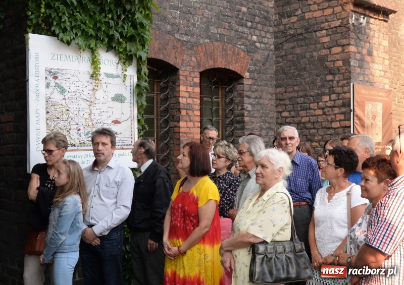 Zdjęcie w galerii na portalu naszraciborz.pl: Obrazy święte i noc w Muzeum  wiadomości z regionu