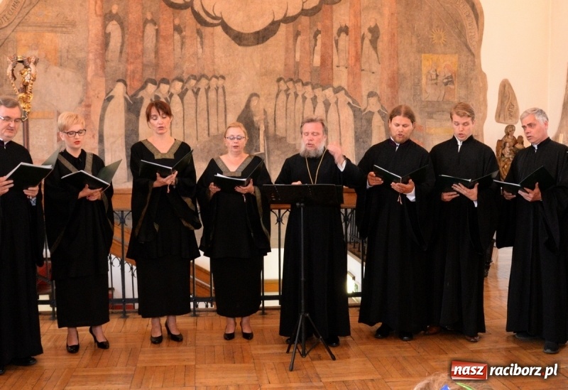 Zdjęcie w galerii na portalu naszraciborz.pl: Obrazy święte i noc w Muzeum  wiadomości z regionu