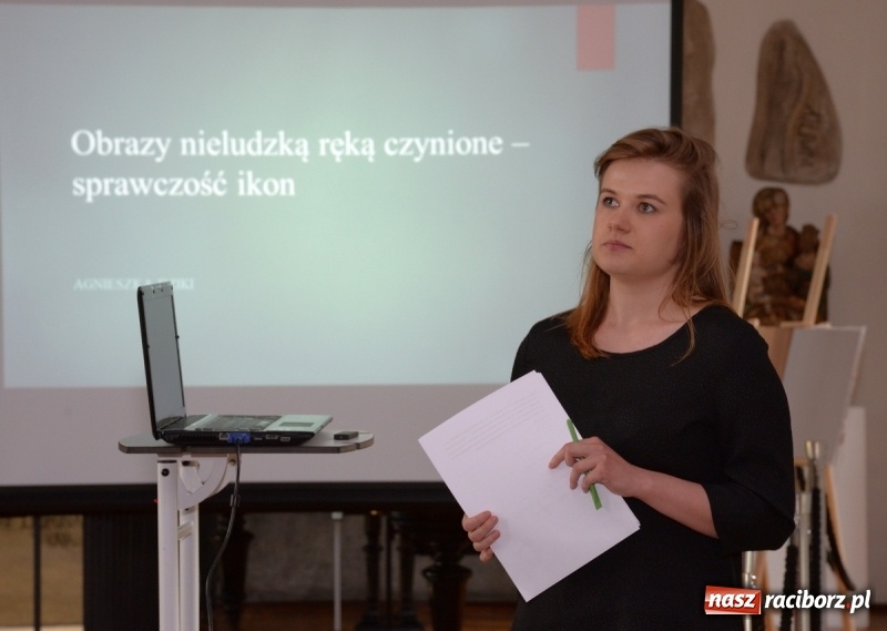 Zdjęcie w galerii na portalu naszraciborz.pl: Obrazy święte i noc w Muzeum  wiadomości z regionu