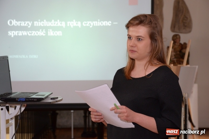 Zdjęcie w galerii na portalu naszraciborz.pl: Obrazy święte i noc w Muzeum  wiadomości z regionu