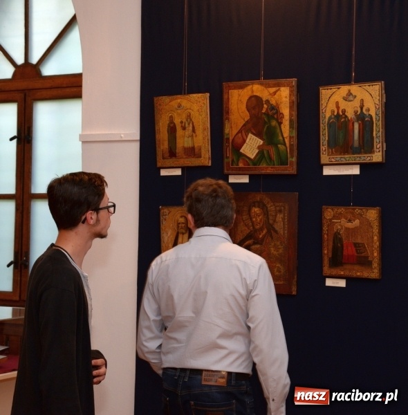 Zdjęcie w galerii na portalu naszraciborz.pl: Obrazy święte i noc w Muzeum  wiadomości z regionu